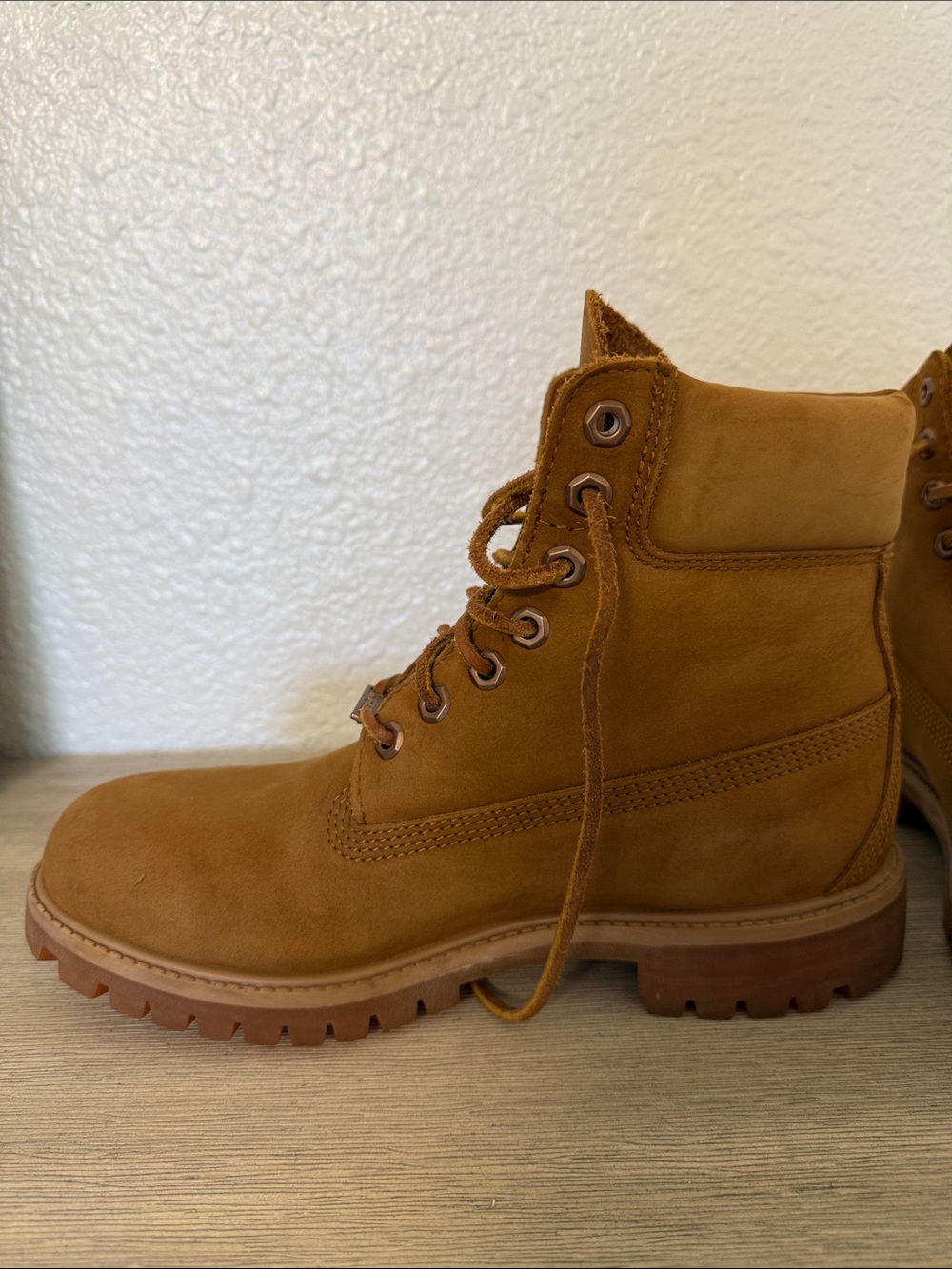 Timberland Premium 6-Inch Waterproof Wheat Nubuck Lace-Up Women's Work Boots - Picture 3 of 15